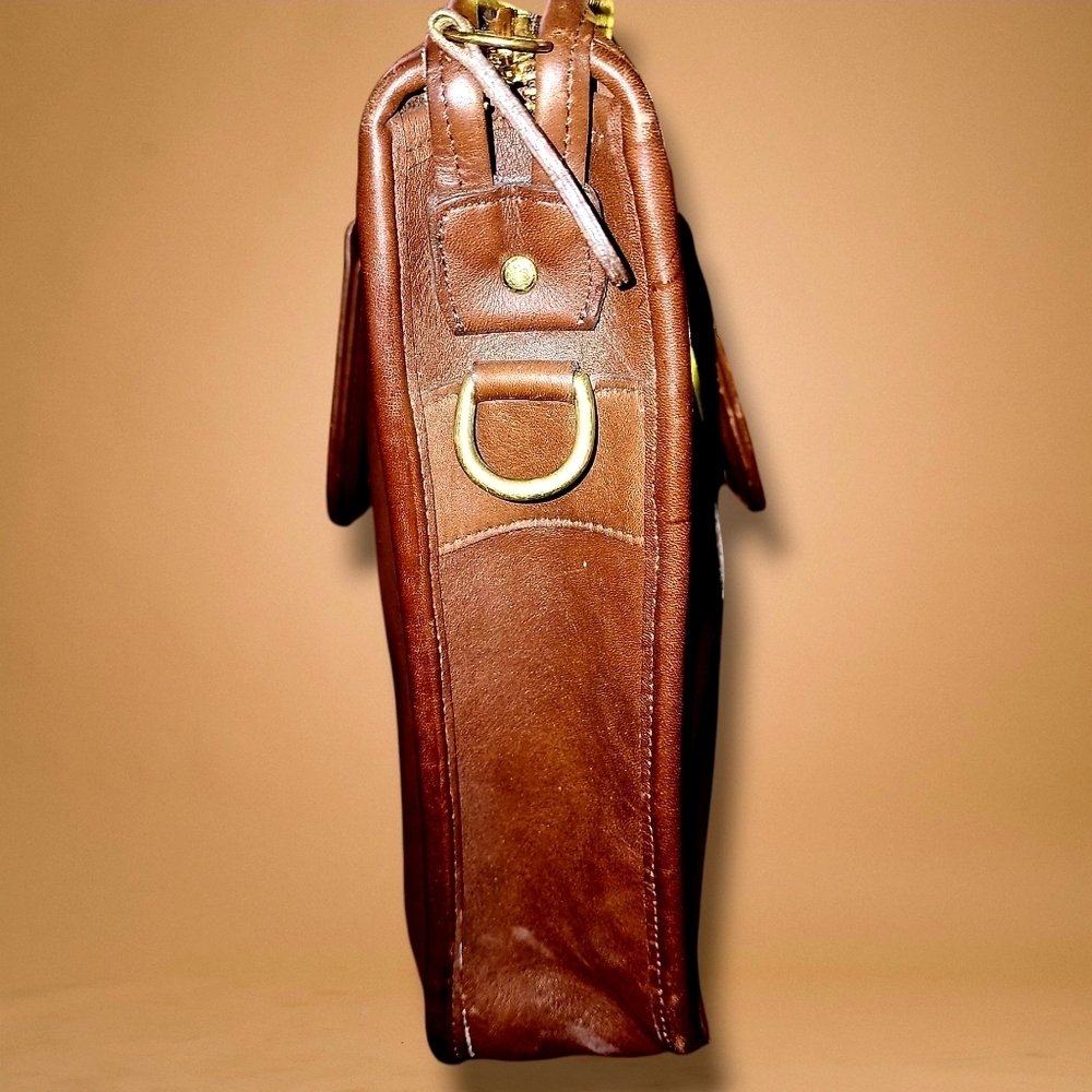 Coach Embassy Vintage Briefcase#5282. - Picture 3 of 17